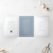 Traditional Dusty Blue QR Code Timeless Wedding Drieluik Uitnodiging (Binnen)
