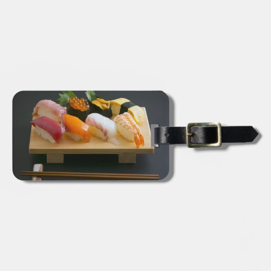 Traditional Sushi Platter – Japanese Elegance Lugg Bagagelabel (Voorkant horizontaal)