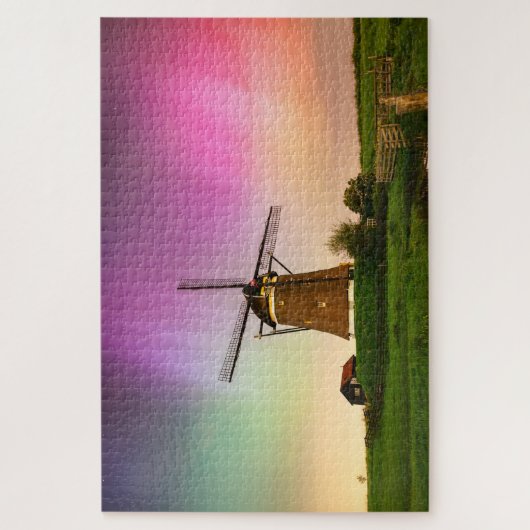 Traditional windmill under the Northern Lights Legpuzzel (Verticaal)