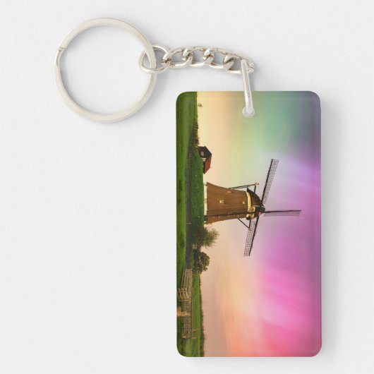 Traditional windmill under the Northern Lights Sleutelhanger (Voorkant)