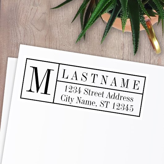 Traditioneel familiemonogram- en retouradres zelfinktende stempel