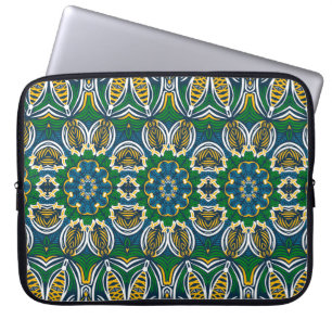 Traditioneel floreel ornament, naadloos patroon me laptop sleeve