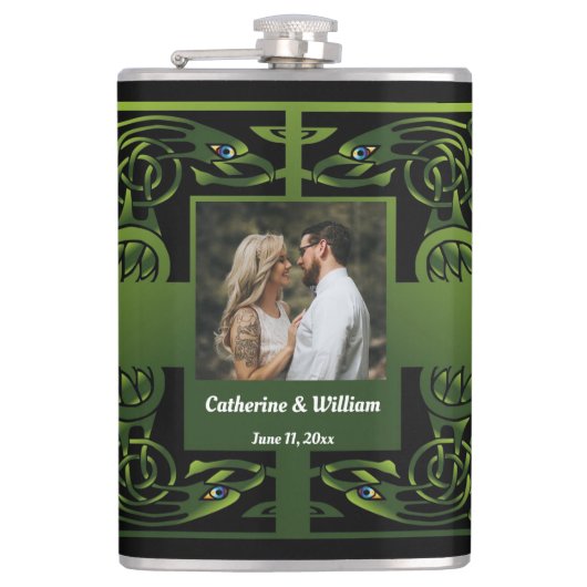 Traditioneel groen Iers Keltisch Ontwerp Heupfles (Voorkant)