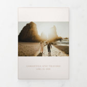 Traditionele aardse neutrale elegante bruiloft drieluik uitnodiging (Cover)