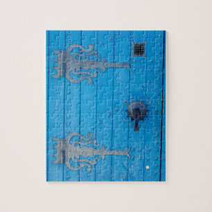 Traditionele blauwe houten deur in TunesiëFoto Legpuzzel