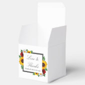 Traditionele bloemige bruidsdouche bedankdoosjes (Geopend)