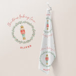 Traditionele botanische kerstkerst met voedingskra theedoek<br><div class="desc">Notenkraker waterverf botanische schattige speciale levering traditionele kerst feestelijke vakantie cadeau rood en groen vakantie bakken crew theedoek ontwerp.</div>