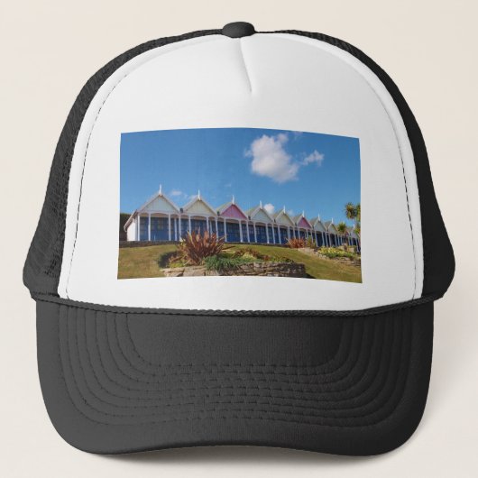Traditionele Britse strandhuisjes Trucker Pet (Voorkant)