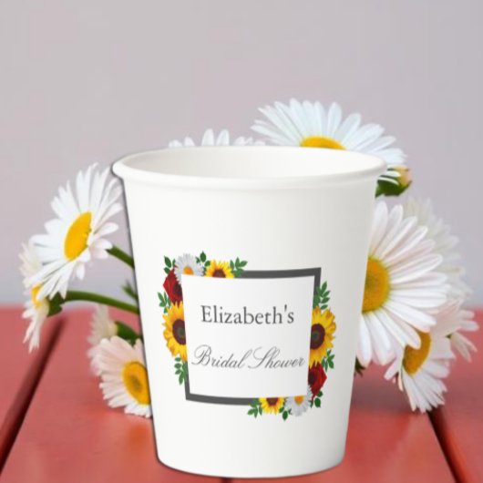 Traditionele Bruiloftsbrunch met Bloemen Papieren Bekers