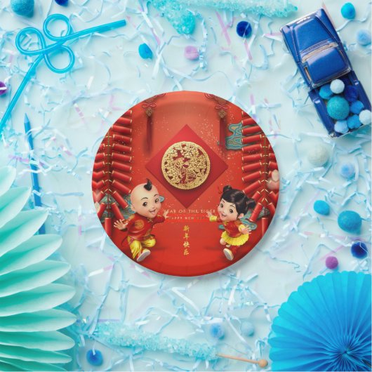 Traditionele Chinese vuurwerkers in het hoogste ja Papieren Bordje (Feest)