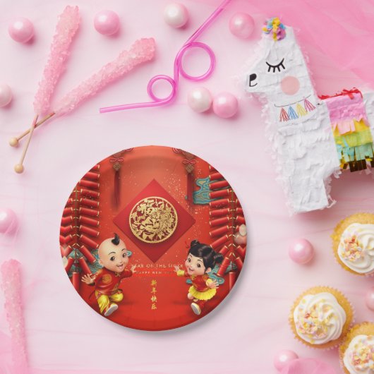 Traditionele Chinese vuurwerkers in het hoogste ja Papieren Bordje (Feest)