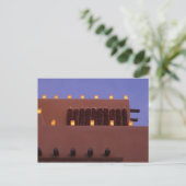 Traditionele farolitos verlichten adobe structuren briefkaart (Staand voorkant)