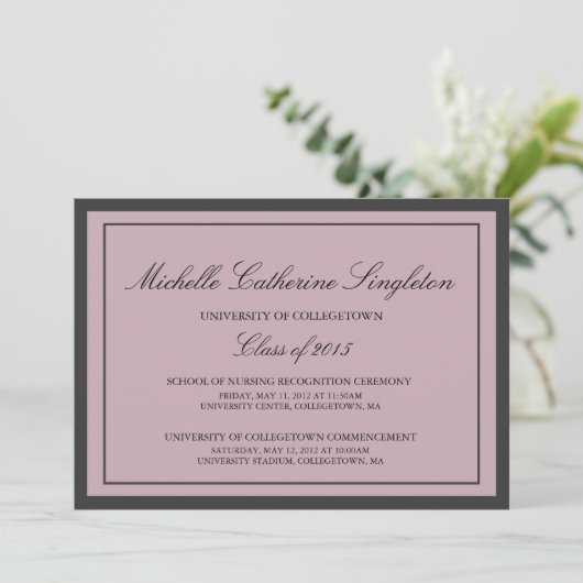 Traditionele formele Afstuderen aan de Universitei Aankondiging (Staand voorkant)