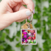Traditionele glazen kerstversieringen op de kerstm sleutelhanger (Hand)