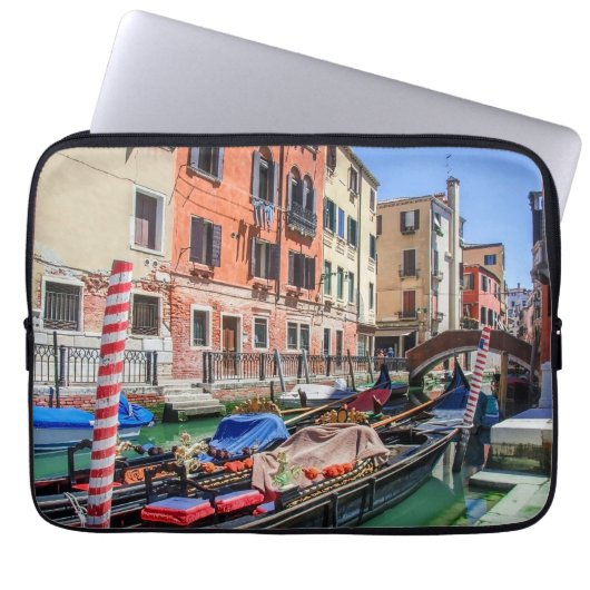 Traditionele gondel in Venetië Laptop Sleeve (Voorkant)