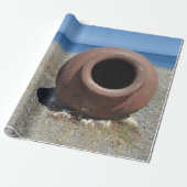 Traditionele Griekse Terracotta Pot op strand Cadeaupapier (Uitgerold)