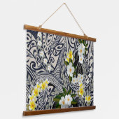 Traditionele Hawaïaanse tapa en plumeria Hangend Wandkleed (Gebogen)