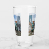 Traditionele houten huizen in het dorp Marken Glas (Rechts)