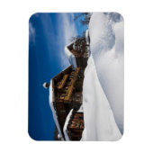 Traditionele houten kool in de sneeuw magneet (Verticaal)