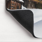 Traditionele houten kool in de sneeuw muismat (Hoek)