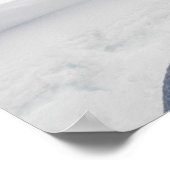 Traditionele houten kool in de sneeuw poster (Hoek)