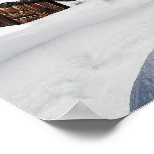 Traditionele houten kool in de sneeuw poster (Hoek)