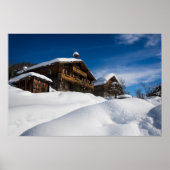 Traditionele houten kool in de sneeuw poster (Voorkant)