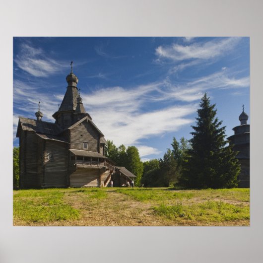 Traditionele houten Russische orthodoxe kerk Poster (Voorkant)