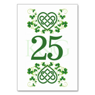 Traditionele Irish Celtic Love Knot en Shamrocks Kaart