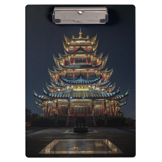 Traditionele Japanse gebouwen lichten het Night Sk Klembord (Voorkant)