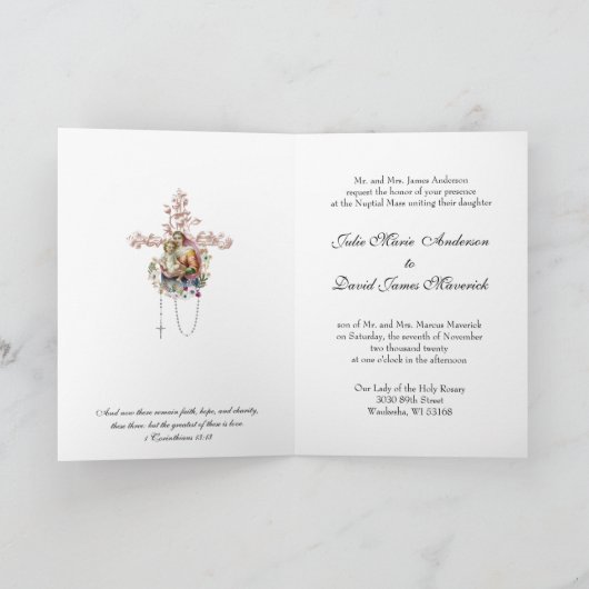 Traditionele katholieke religieuze bruiloft (Binnen)