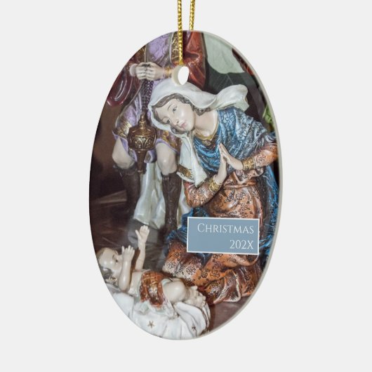 Traditionele keramische versiering van de Nativite Keramisch Ornament (Links)
