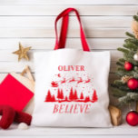 Traditionele kerstscène rode winterrendieren tote bag<br><div class="desc">Kerstscène traditionele winter rode rendier moderne rode vakantie cadeau.</div>