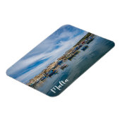 Traditionele kleurrijke vissersboten in de haven magneet (Linkerzijde)