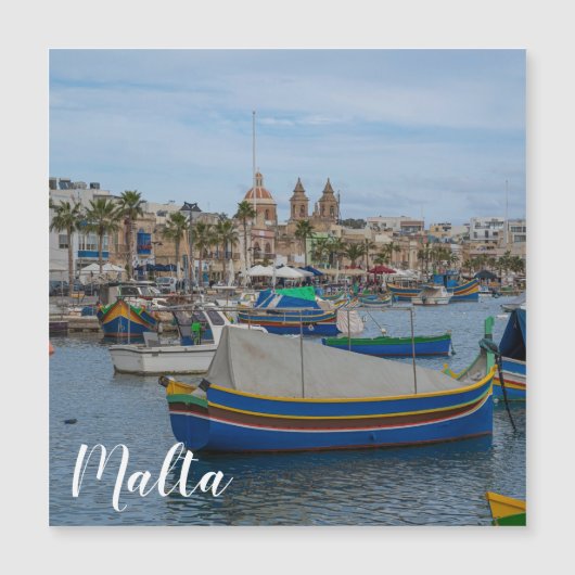 Traditionele kleurrijke vissersboten op Malta (Voorkant)