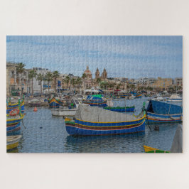 Traditionele kleurrijke vissersboten op Malta Legpuzzel