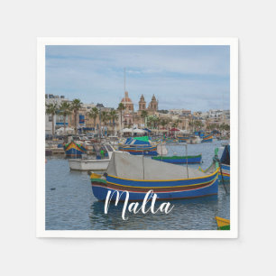 Traditionele kleurrijke vissersboten op Malta Servet