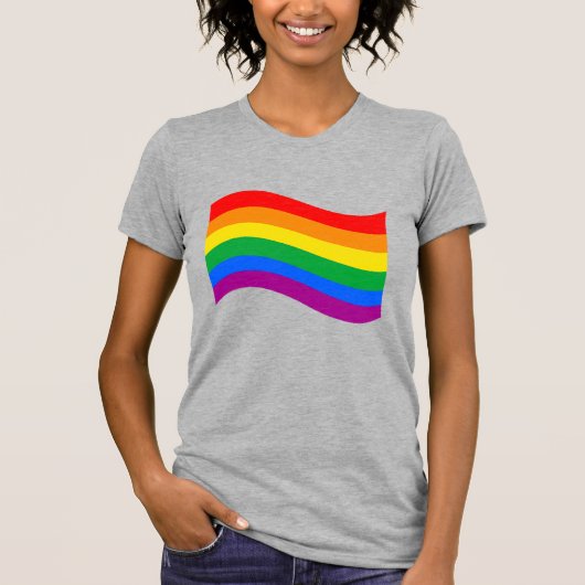 Traditionele LGBTQ+ Pride Flag Wavy T-shirt (Voorkant)