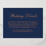 Traditionele marineblauw formele elegante bruiloft folie uitnodiging briefkaart<br><div class="desc">Traditionele zeemansblauw en roos gouden folie trouwomhulsel met het woord "details" in een elegante kalligrafie. Gebruik deze omhullingskaarten om aanwijzingen en andere belangrijke trouwgegevens te geven die uw gasten wellicht moeten weten,  zoals hotelaccommodaties,  parkeren,  pendelinformatie,  enz. Deze klassieke verblijfskaart is perfect voor een officiële bruiloft.</div>