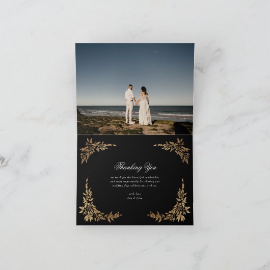 Traditionele Monogram Zwart Crest Klassieke Bruilo Bedankkaart (Binnen)