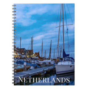 Traditionele nachtelijke plaats van de vissersstad notitieboek