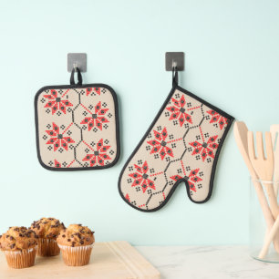 Traditionele Oekraïense geborduurde ovenwanten & p Ovenwant & Pannenlap Set