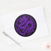 Traditionele Paarse en Zwarte Chinese Drakencirkel Ronde Sticker (Envelop)