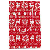 Traditionele rode kerst trui winter design medium cadeauzakje (Voorkant)