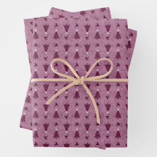 Traditionele roze kerstbomen en rendieren inpakpapier vel