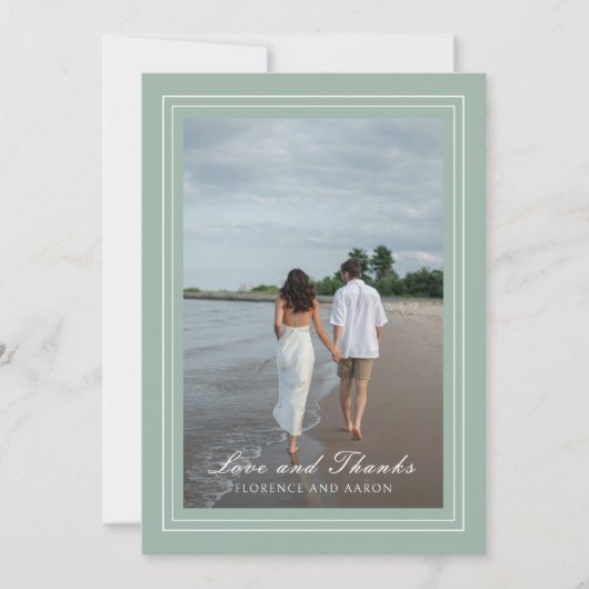 Traditionele Sage Green Foto Tijdloze bruiloft Bedankkaart (Voorkant)