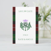 Traditionele Schotse Tartan grens en distel Save The Date (Staand voorkant)