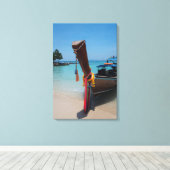 Traditionele Thaise boot Canvas Afdruk (Insitu (Houten vloer))