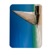 Traditionele vissersboot op het strand magneet (Verticaal)