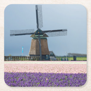 Traditionele windmolen met roze en paarse bloemen kartonnen onderzetters